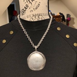 Silver necklace and pendant